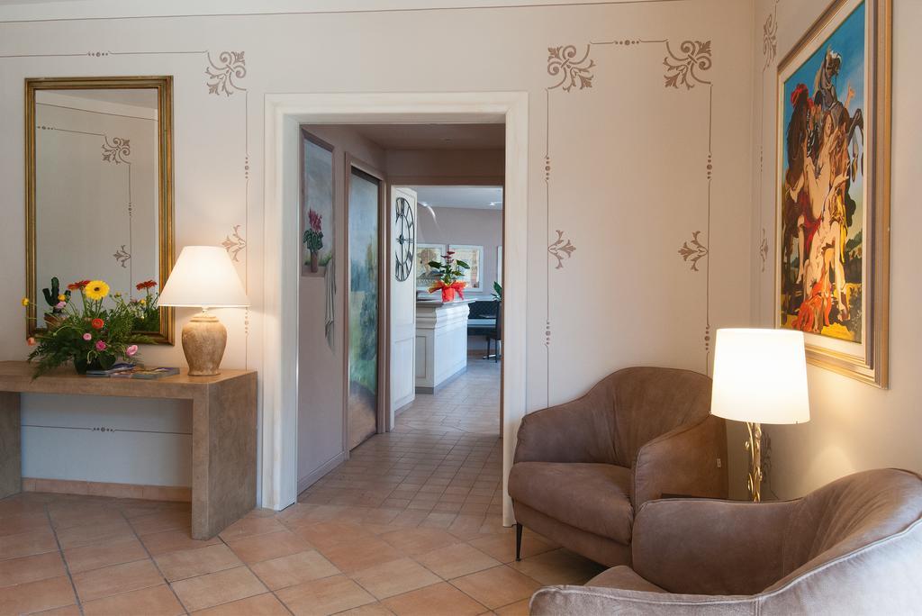 Holiday Rooms Antica Badia โวลแตร์รา ภายนอก รูปภาพ