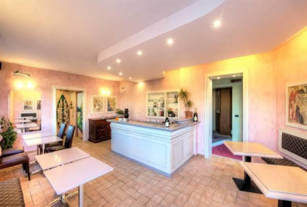 Holiday Rooms Antica Badia โวลแตร์รา ภายนอก รูปภาพ