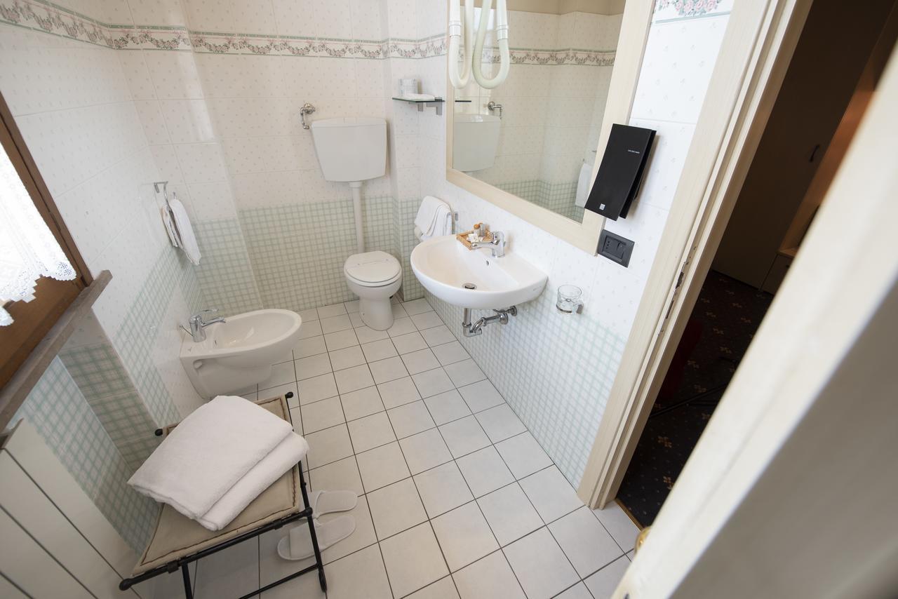 Holiday Rooms Antica Badia โวลแตร์รา ภายนอก รูปภาพ